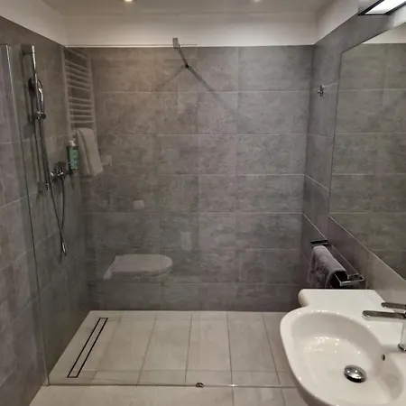 338 Ulica Lwowska 1 Cracovia