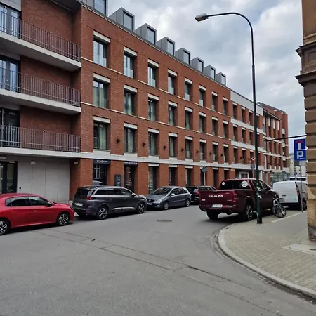 338 Ulica Lwowska 1 *